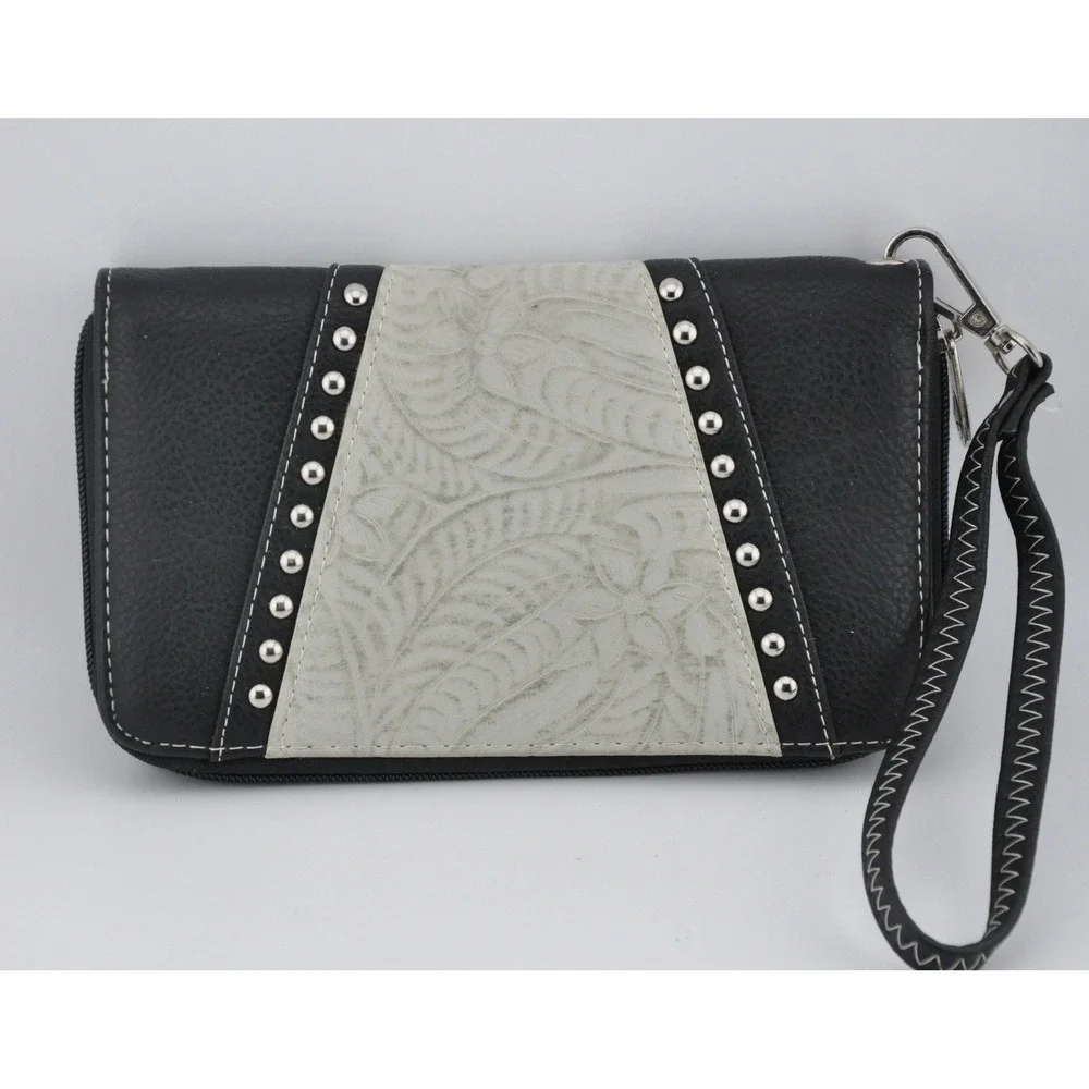 P&G Wristlet Wallet Black/Gray Excellent Studded Floral Embossed‎ Western
